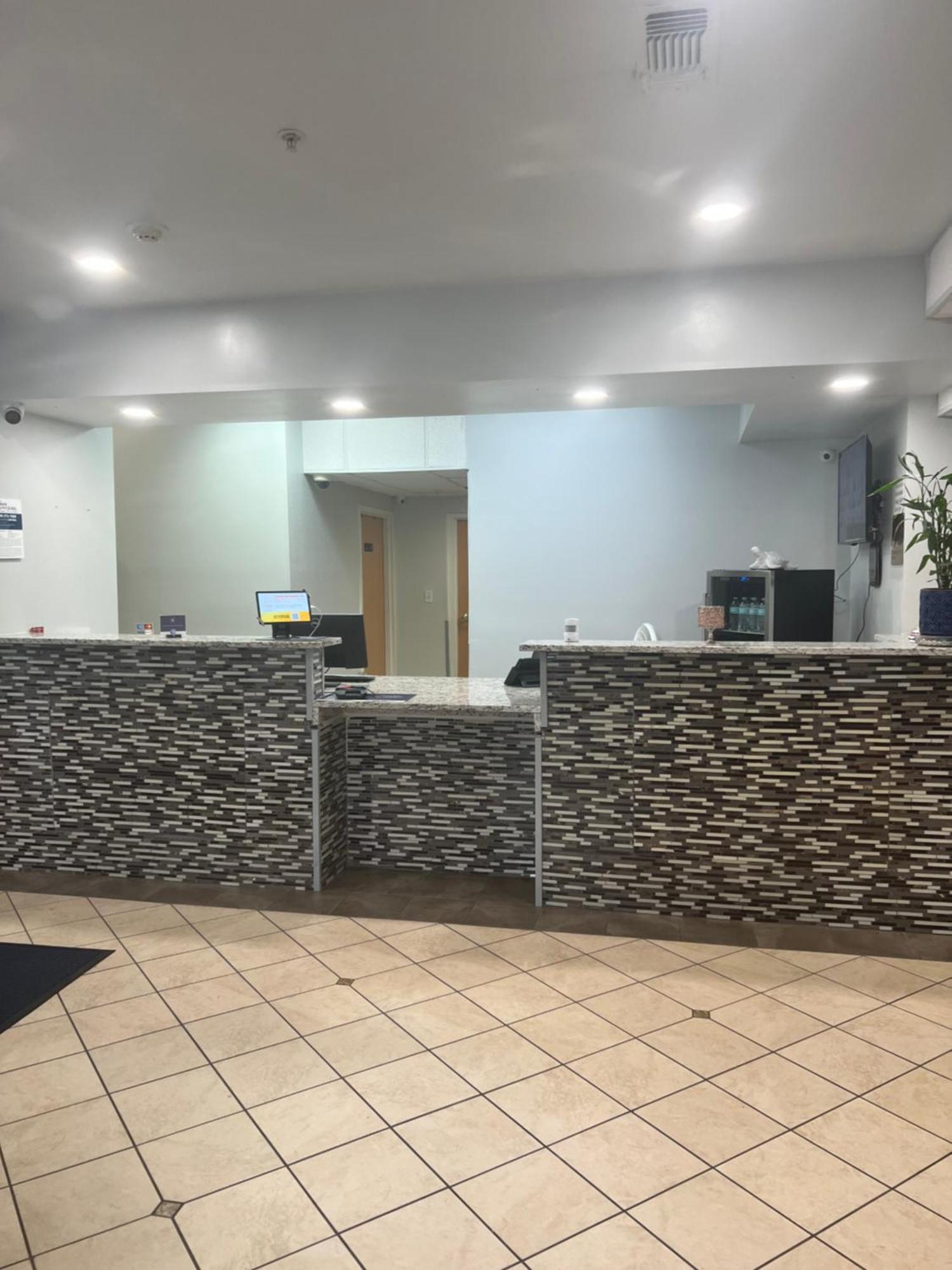 Quality Inn & Suites Biloxi Exterior photo